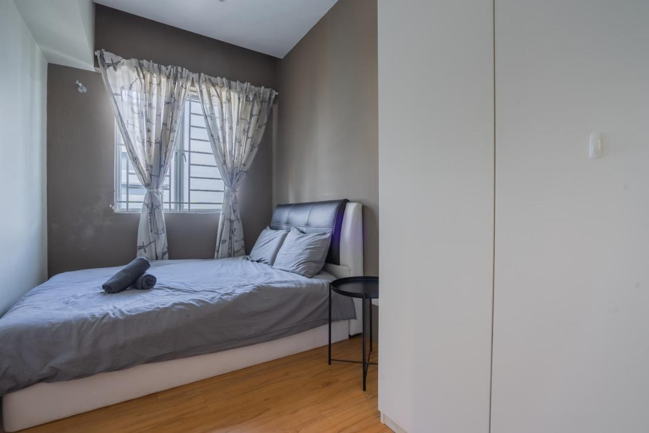 Cozy 2-Bedroom For 4 Pax With Pool - スバン・ジャヤ エクステリア 写真